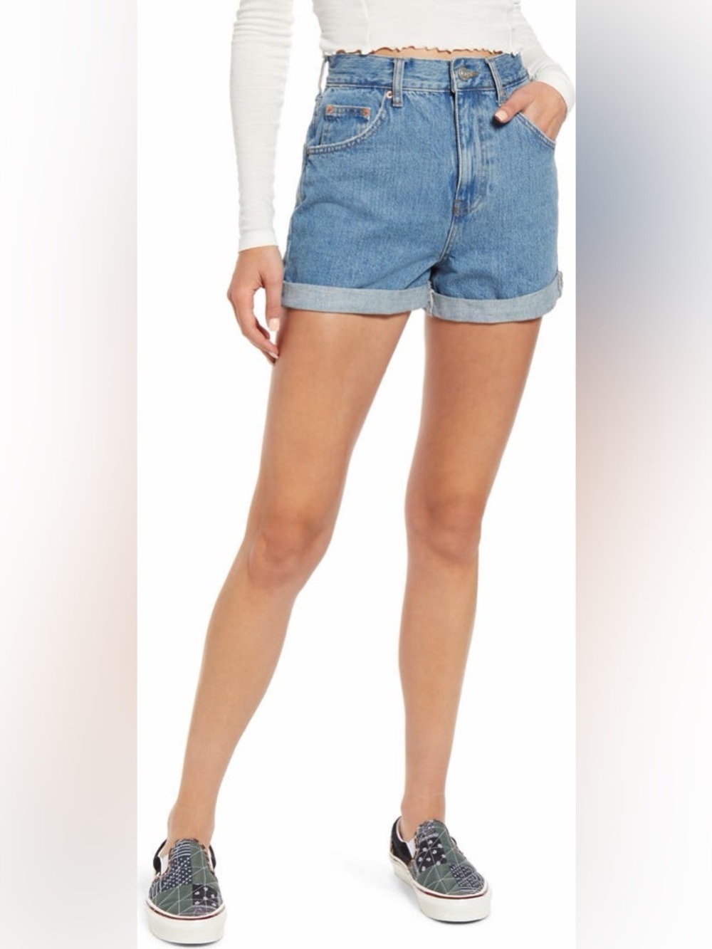 BDG Urban Outfitters Mom High Rise Denim Shorts – Size 32